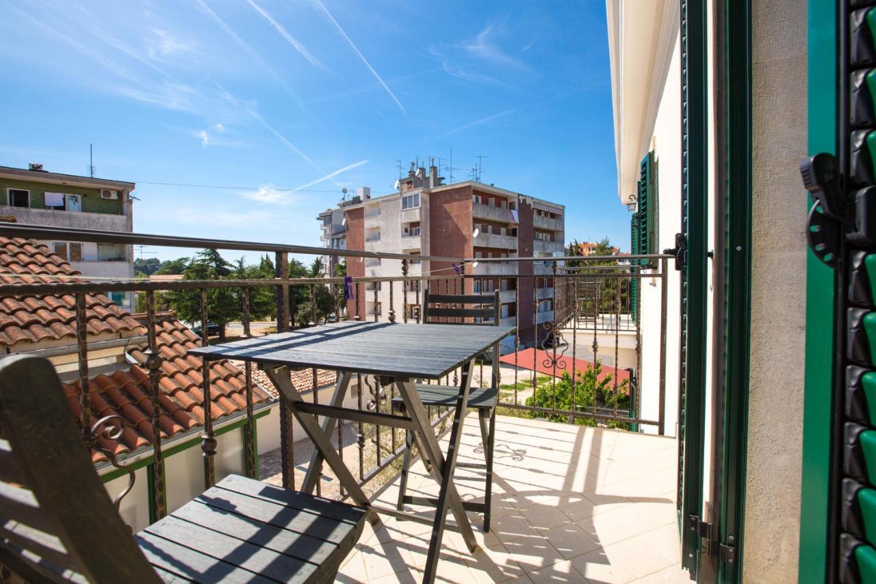 Apartments Casa Saina Rovigno Esterno foto
