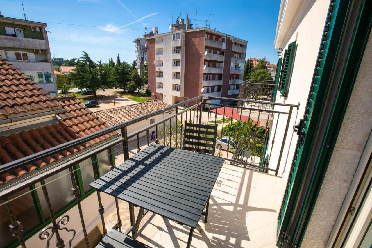 Apartments Casa Saina Rovigno Esterno foto
