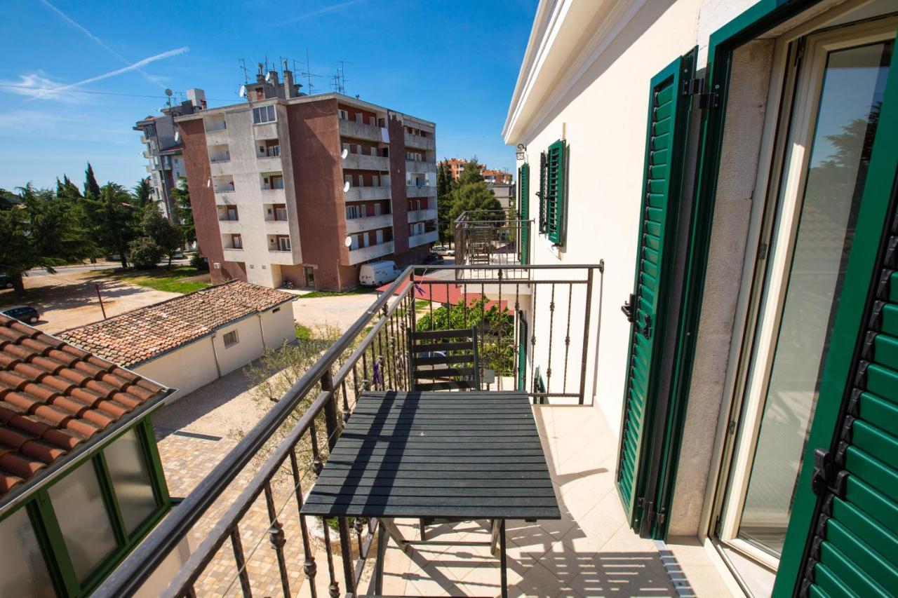 Apartments Casa Saina Rovigno Esterno foto